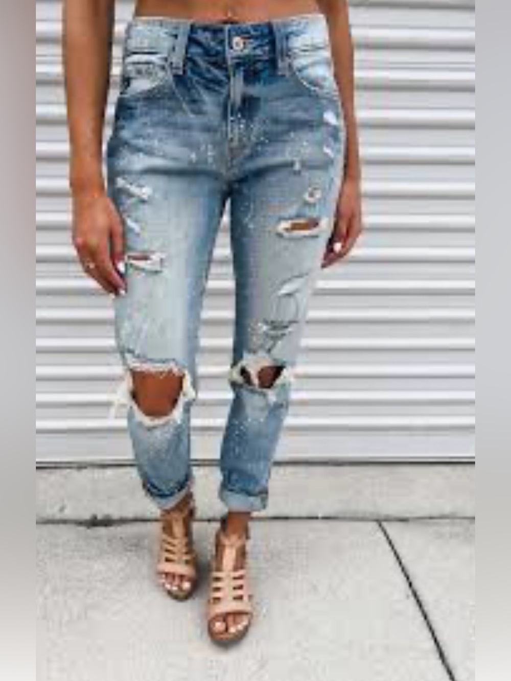 KanCan distressed paint-splatter denim jeans
size 11/29 NWT
